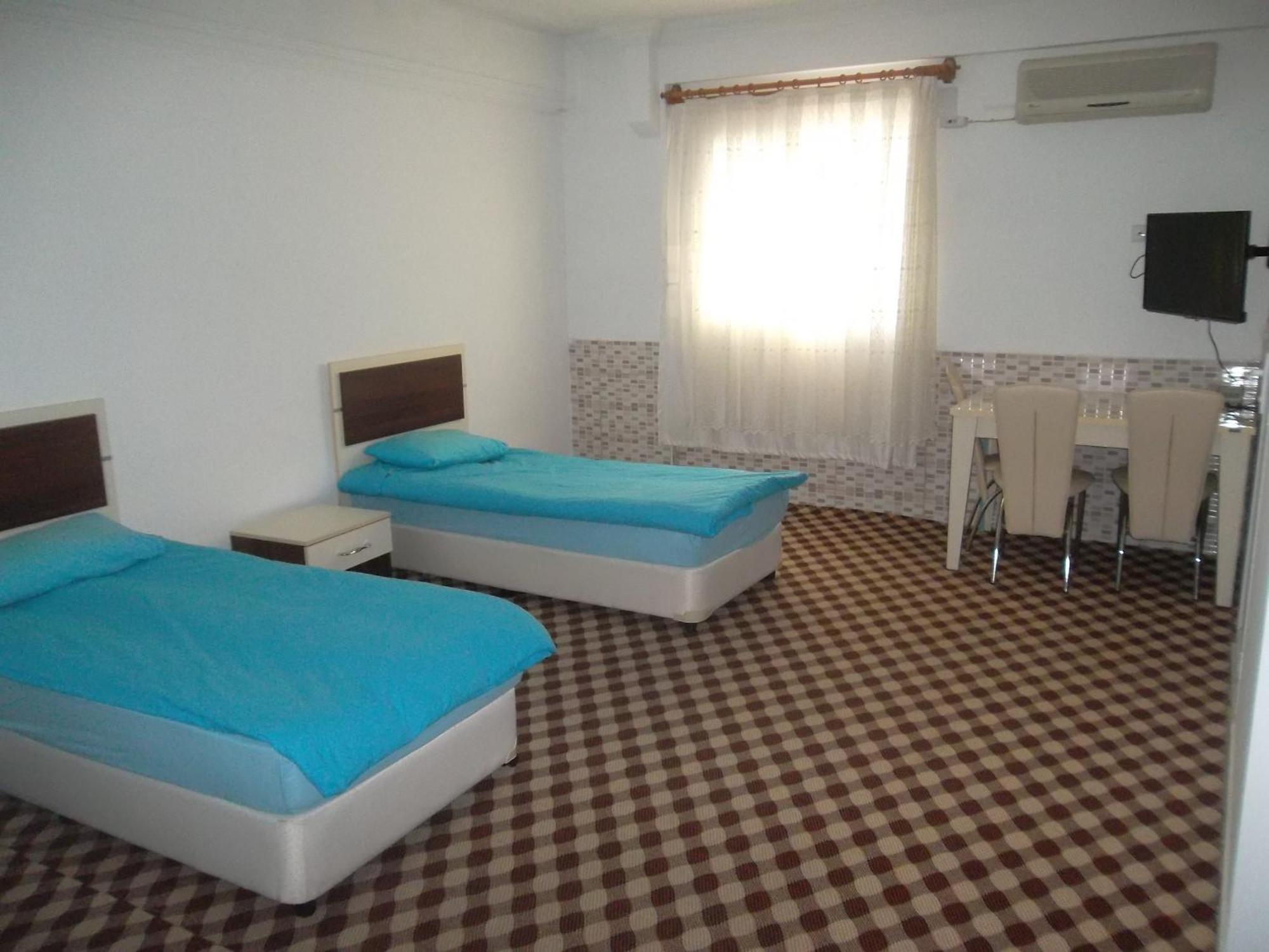 Konak Hotel Mut Exterior foto